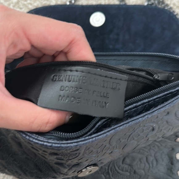 Genuine Leather Cross Body Bag - Picture 6 of 9